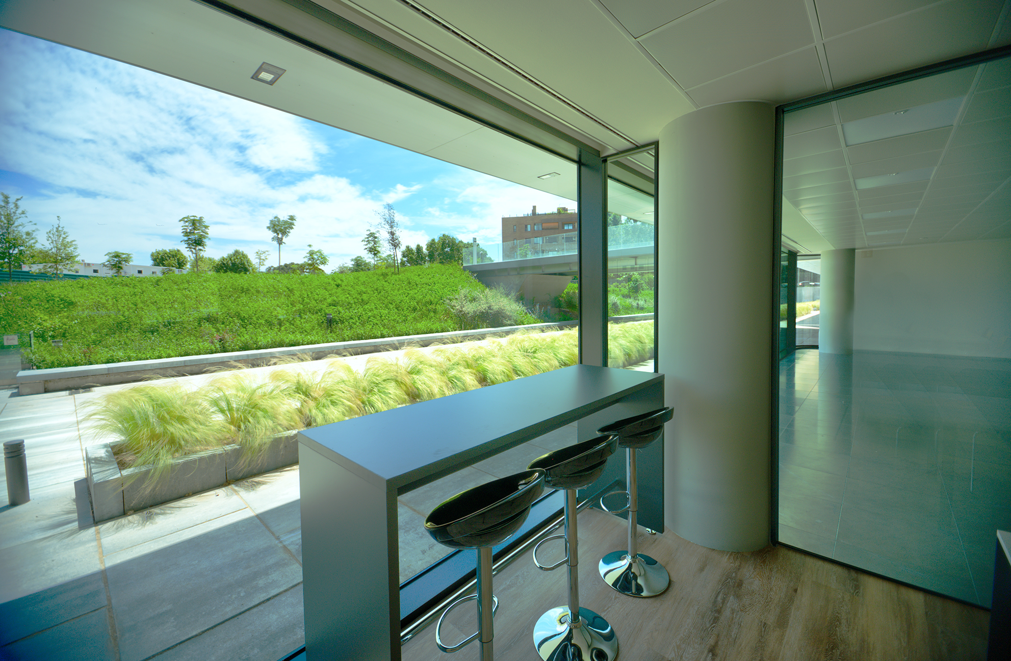 Edificio Sostenible perfecto para empresas 🌱 [Ahorra energía ♻️]
