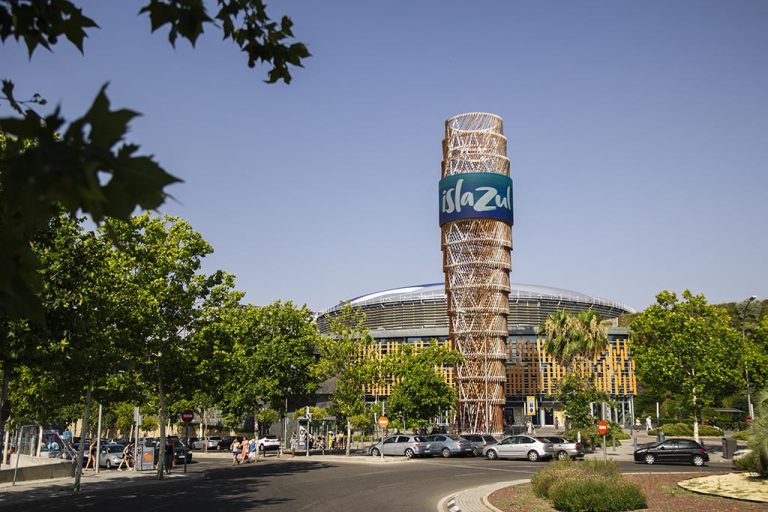 Locales en Alquiler en Centro Comercial Islazul | Madrid