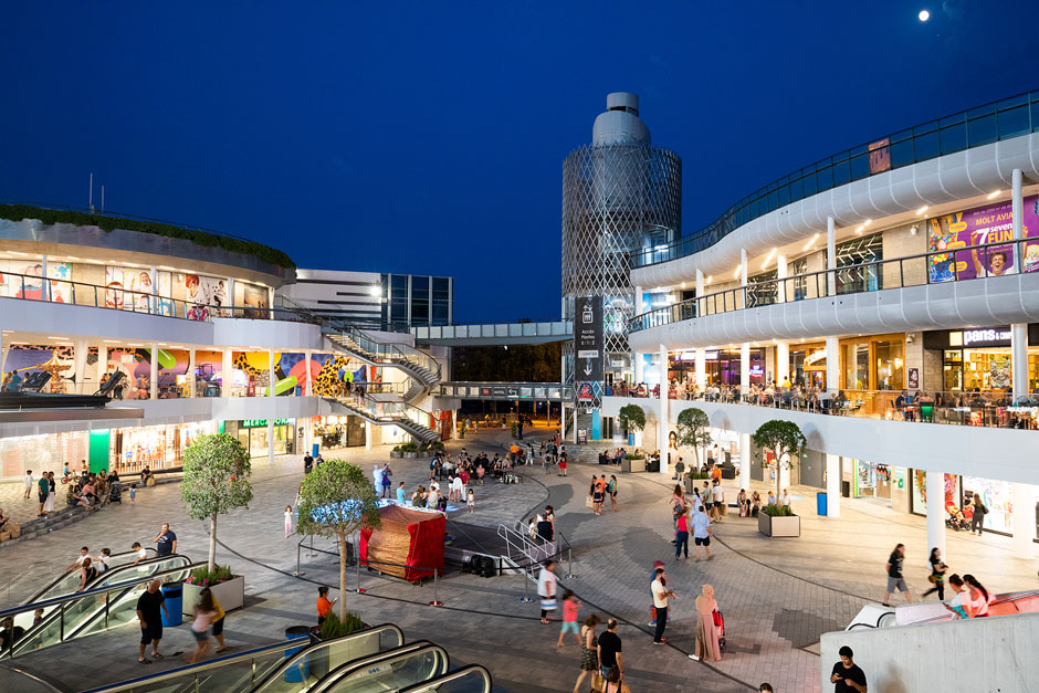 Centro Comercial SOM Multiespai