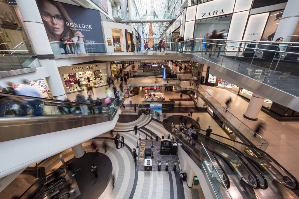 Cuánto cuesta alquilar un espacio en un centro comercial
