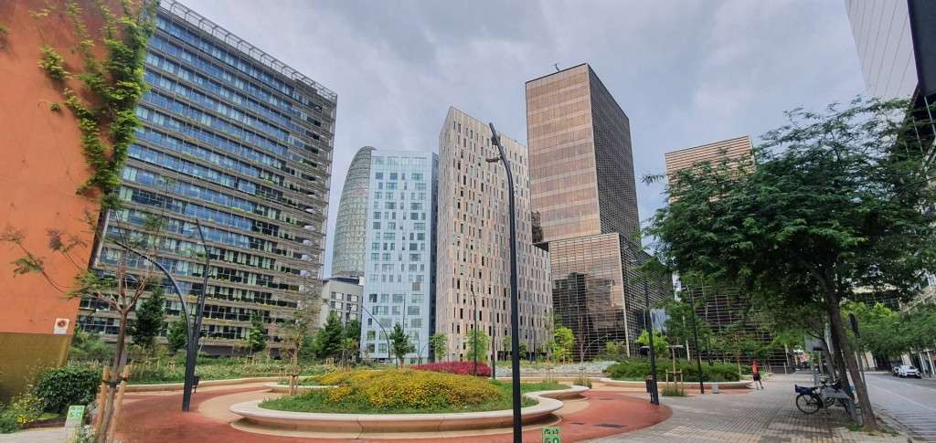 alquiler oficinas poblenou 22@