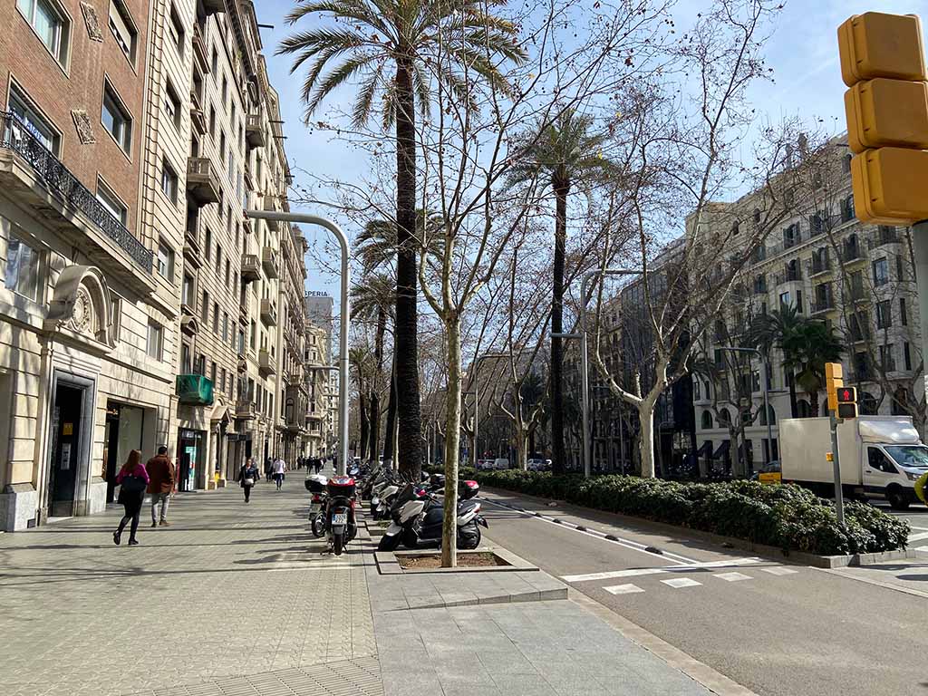 local comercial avenida diagonal eixample
