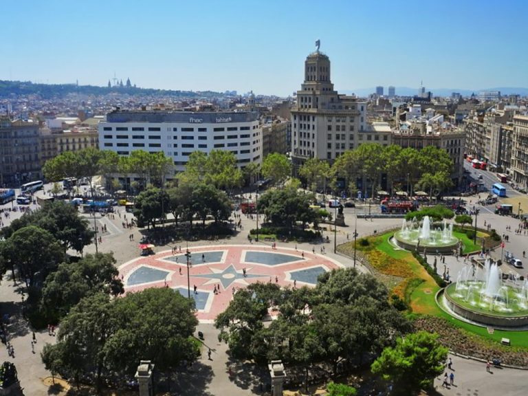 Locales comerciales en alquiler | Plaça de Catalunya, Eixample | Barcelona