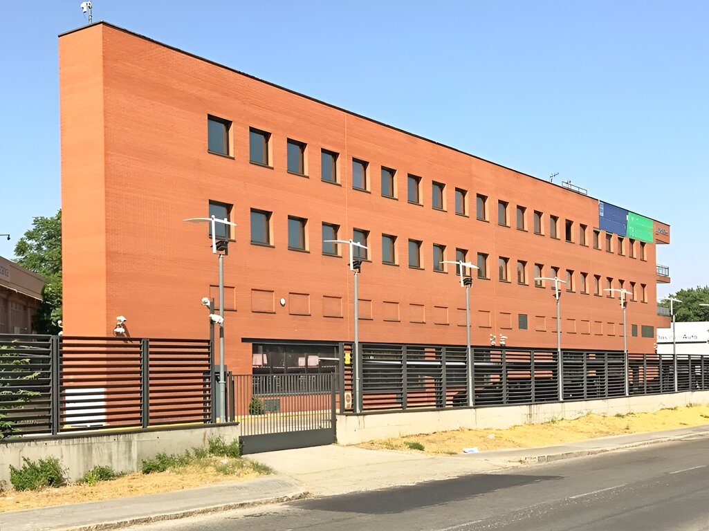 Alquiler-oficinas-Madrid-Edificio-Tri?ngulo-Calle-de-San-Juli?n-1-28108-Alcobendas-edificio-2.jpg