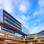 ALQUILER-OFICINAS-BARCELONA-EDIFICIO-URBIT-CARRER-RDE-BILBAO-144-08018-BARCELONA-FACHADA (6).jpg