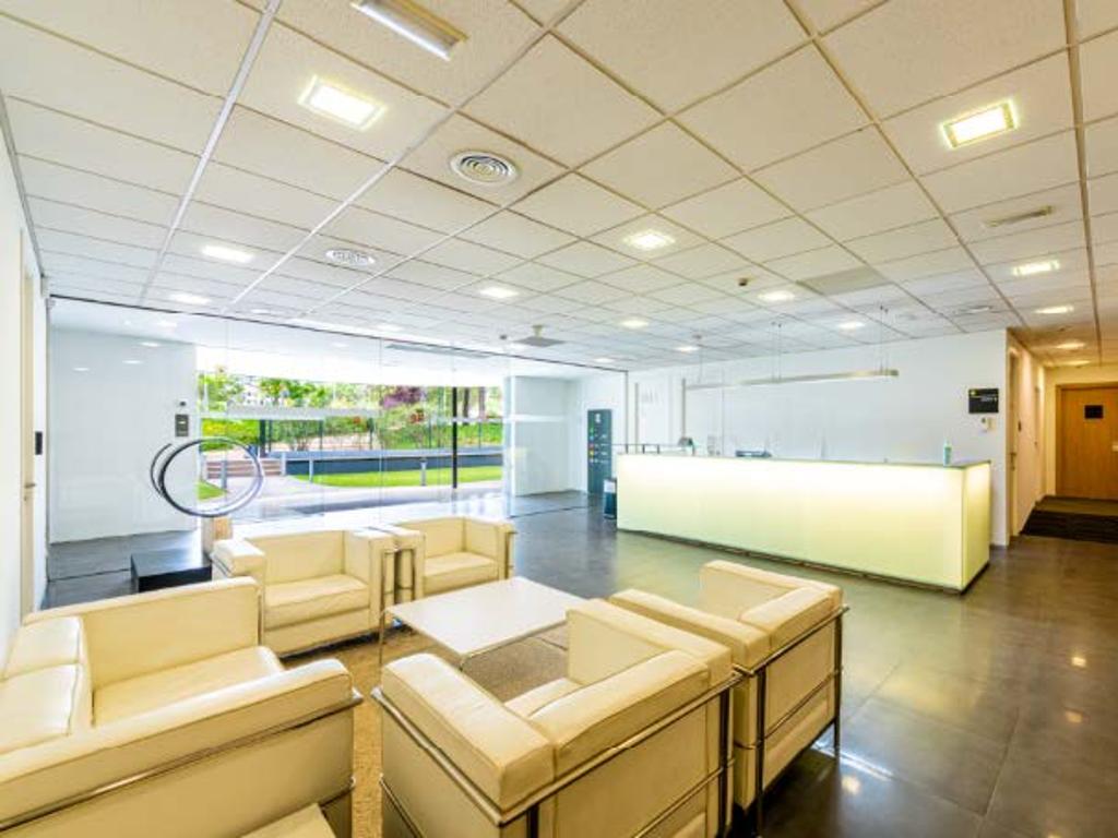 ALQUILER-OFICINAS-BARCELONA-CUBIC-SANT-CUGAT-AVINGUDA-ALCALDE-BARNILS-72-08174-SANT-CUGAT-DEL-VALL?S-RECEPCI?N.jpg