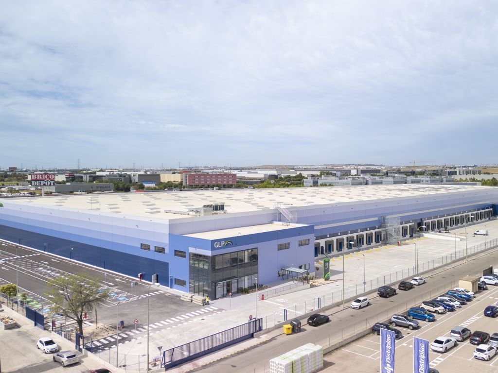 Nave-industrial-logistico-alquiler-madrid-getafe-exterior-1.jpg