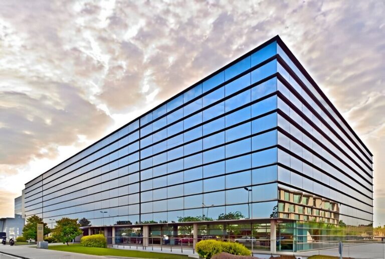 Alquiler de Oficinas en Edificio Blau Port | Avinguda Les Garrigues, 38 | Mas Blau | Barcelona