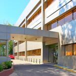 ALQUILER-OFICINAS-MADRID-CALLE-VALPORTILLO-PRIMERA-11-28108-ALCOBENDAS-ACCESO.jpg