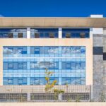 ALQUILER-OFICINAS-MADRID-EDIFICIO-NOVUS-EAST-CAMINO-FUENTE-DE-LA-MORA-1-28050-MADRID-exterior (4).jpg
