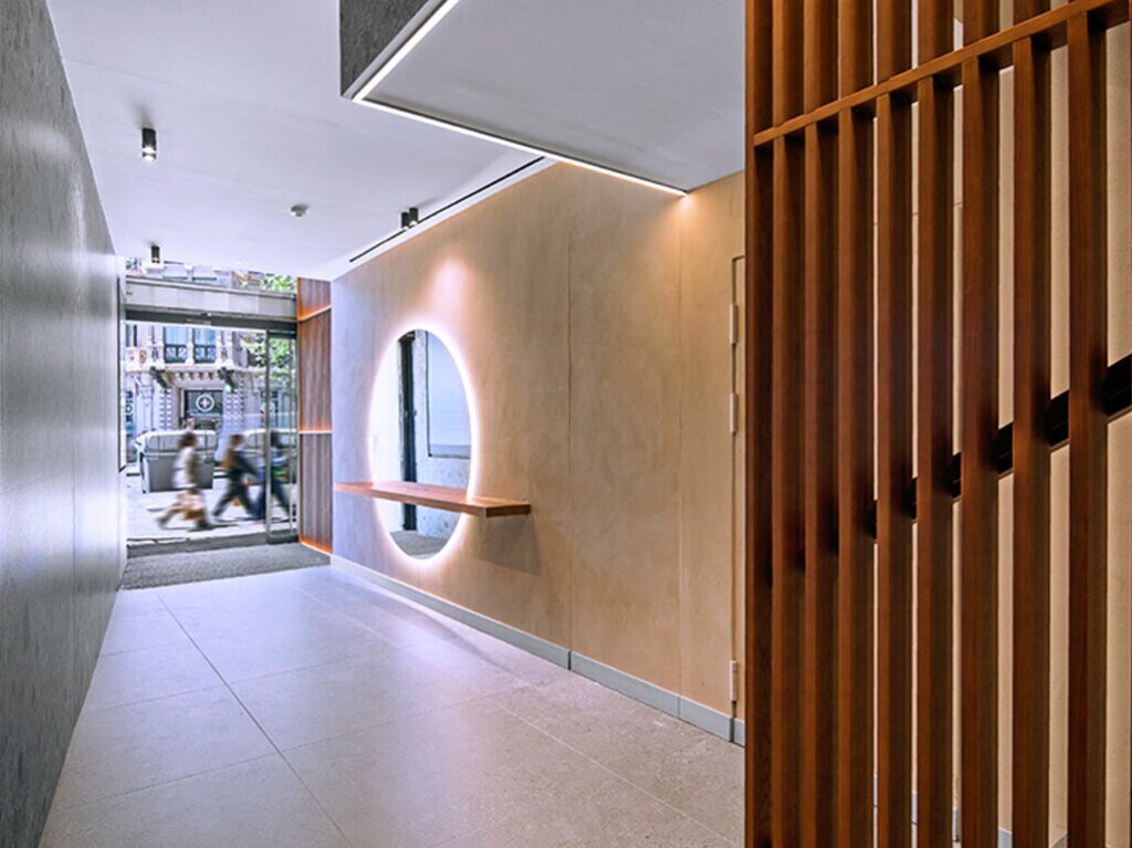 ALQUILER-OFICINAS-BARELONA--RAMBLA-DE-CATALUNYA-2-4-08007-BARCELONA-ENTRADA.jpg