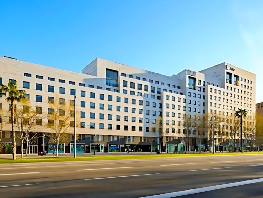 alquiler-oficinas-Barcelona-lilla-fachada-2.jpg