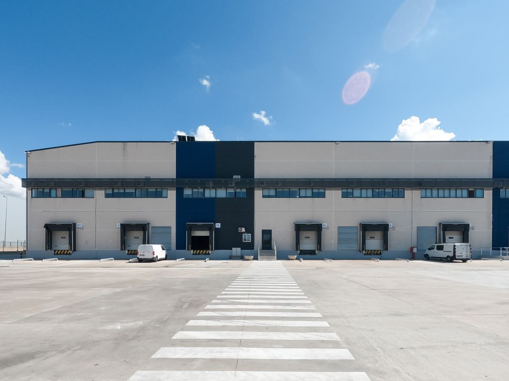 nave-industrial-logistico-alquiler-guadalajara-alovera-poligono-industrial-alovera-exterior-3.jpg