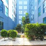 oficina-alquiler-barcelona-sant just desvern-edificio-tram-frederic-mompou-4-patio.jpg