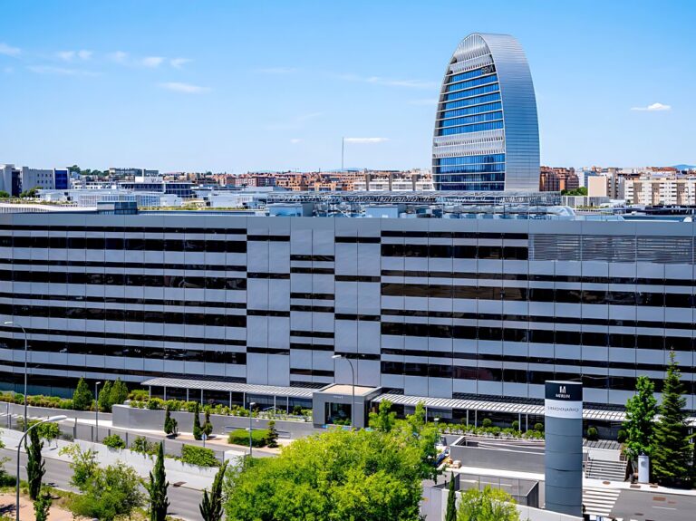 Alquiler de oficinas en P. E. Sanchinarro | Calle de María de Portugal 9-11 | Madrid