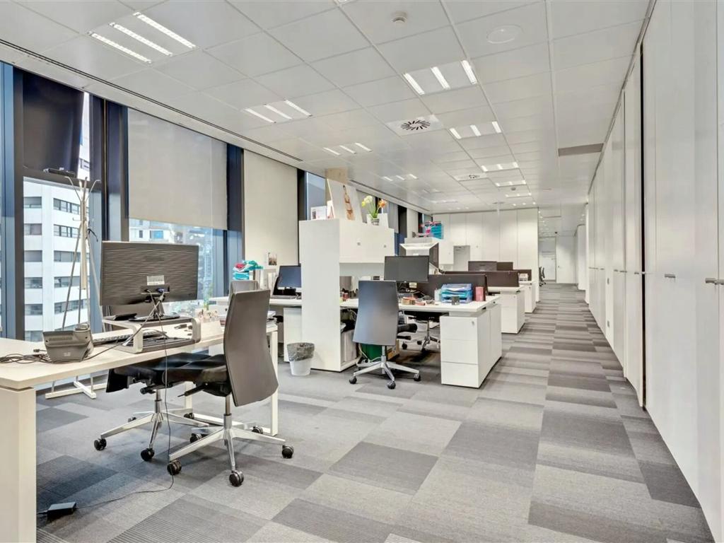 ALQUIILER-OFICINAS-BARCELONA-EDIFICIO-JERUSALEM-PLA?A-D EUROPA-22-24-08902-L HOSPITALET-DE-LLOBREGAT-OFICINA (3).jpg