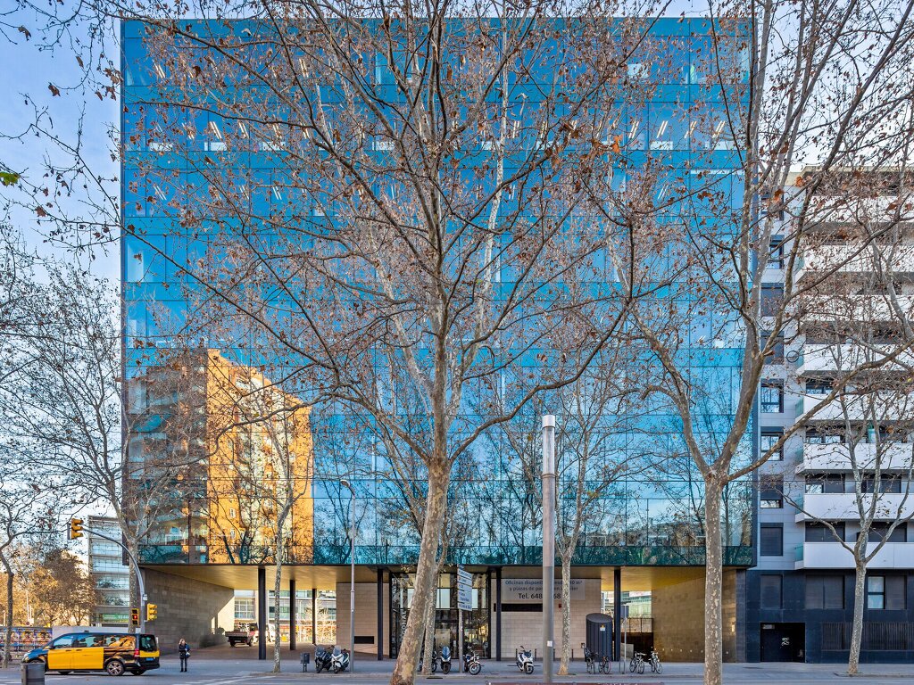 ALQUILER-OFICINAS-BARCELONA-AVINGUDA-DIAGONAL-67-08019-BARCELONA-edificio (1).jpg