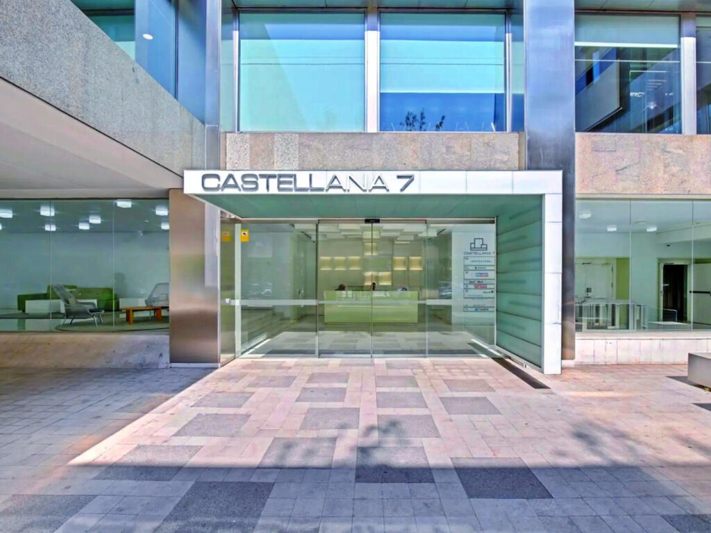 oficina-alquiler-madrid-castellana-7-puerta.jpg