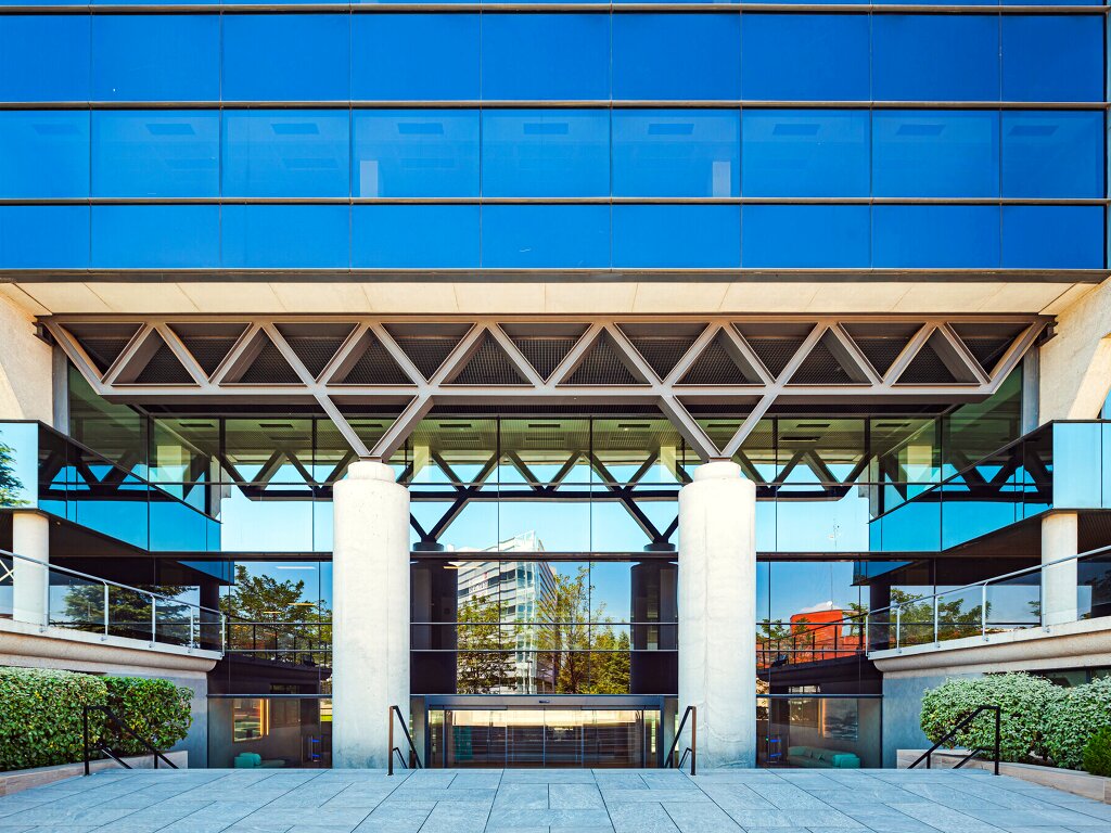 oficina-alquiler-madrid-edificio-cedro-anabel-segura-14-fachada.jpg