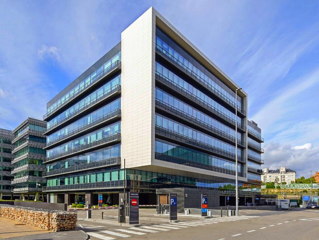 oficina-alquiler-madrid-parque-empresarial-cristalia-edificios-7-8-via-de-los-poblados-3-edificio-.jpg