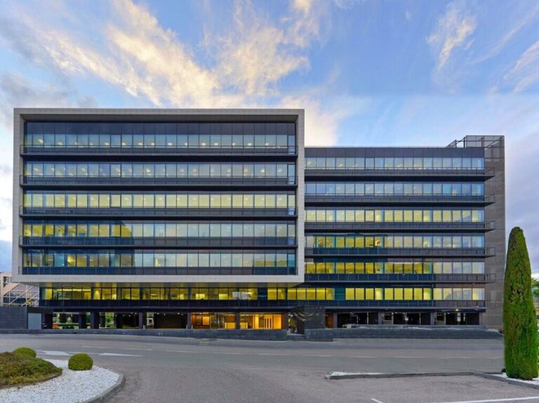 Offices for Rent on Cristalia Business Park | Via de los Poblados | Madrid