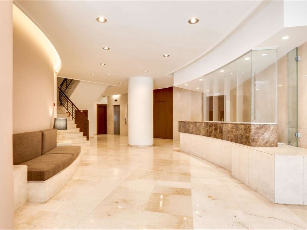 ALQUILER-OFICINAS-BARCELONA-BCN-OEST-CARRER-DE-FREDERIC-MOMPOU-1-3-08960-SANT-JUST-DESVERN-HALL.jpg