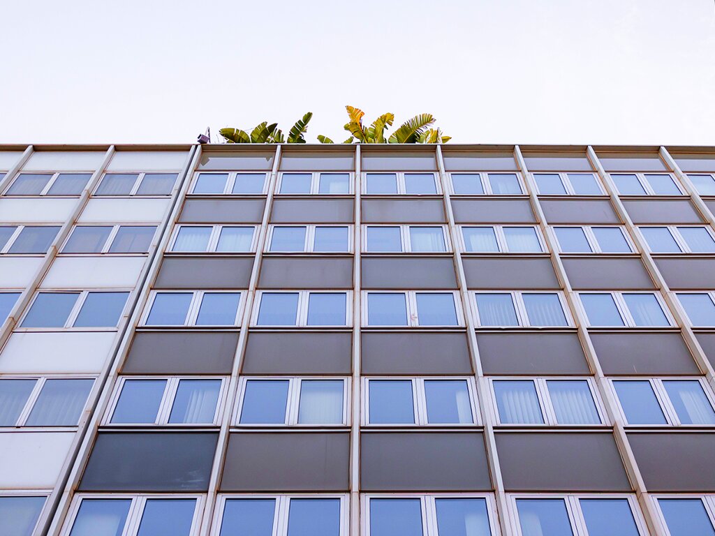 ALQUILER-OFICINAS-BARCELONA-CARRER-DE-BEETHOVEN-15-08021-BARCELONA-FACHADA-2.jpg