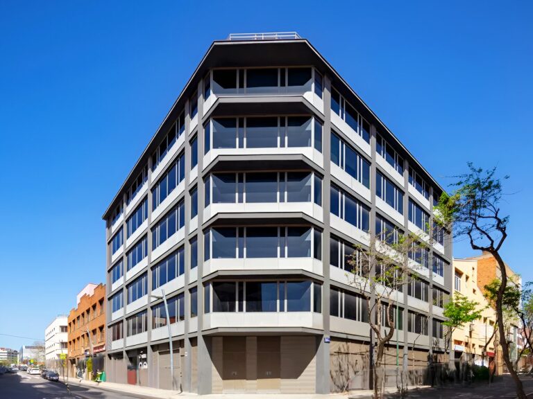 Alquiler de Oficinas en Edificio Gall – BaSID Hub | Carrer del Gall, 20-22 | Esplugues de Llobregat, Barcelona