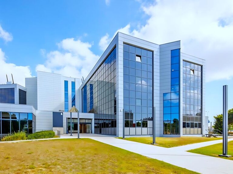 Alquiler de Oficinas en Edificio Muntadas I | Parque Empresarial Mas Blau | Carrer de Solsonès, 2 | Mas Blau | Barcelona
