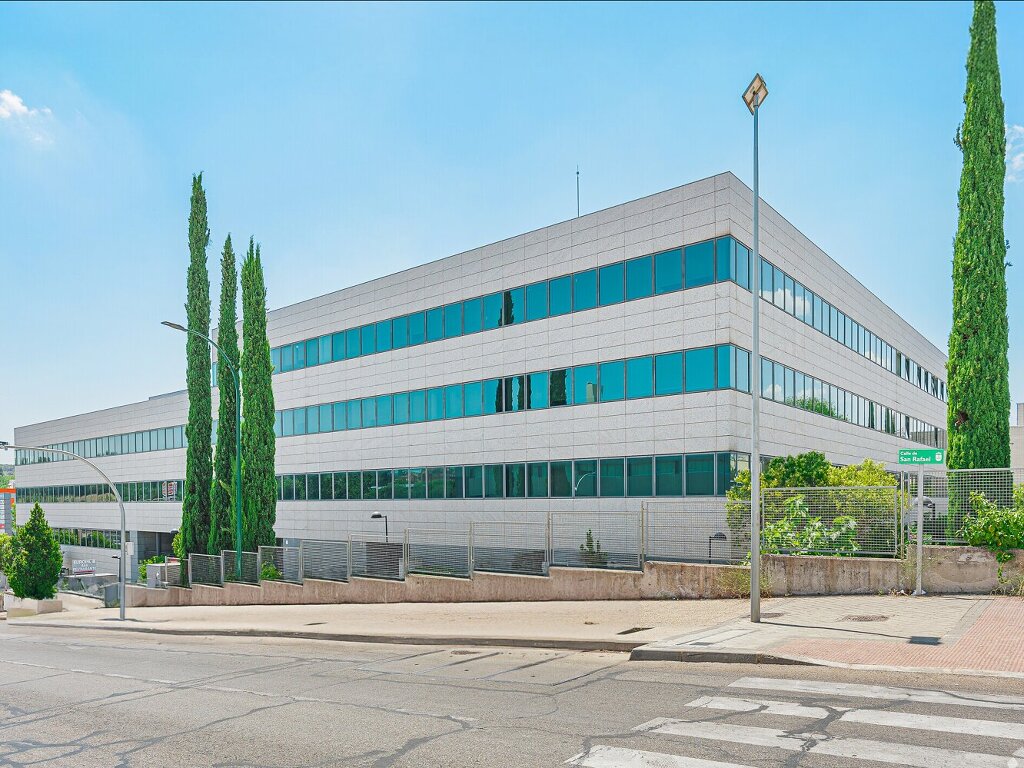ALQUILER-OFICINAS-EUROPA-III-CALLE-DE-SAN-RAFAEL-1-28108-ALCOBENDAS--edificio-2.jpg