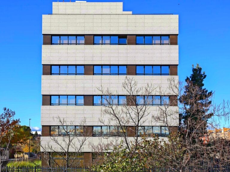 Alquiler de Oficinas en Calle Poeta Rafael Morales, 2 | San Sebastián De Los Reyes
