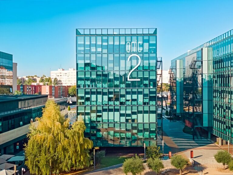 Alquiler de oficinas en Edficio Onic 2 | P. E. Cristalia | Vía de los Poblados 3 | Campo de las Naciones | Madrid