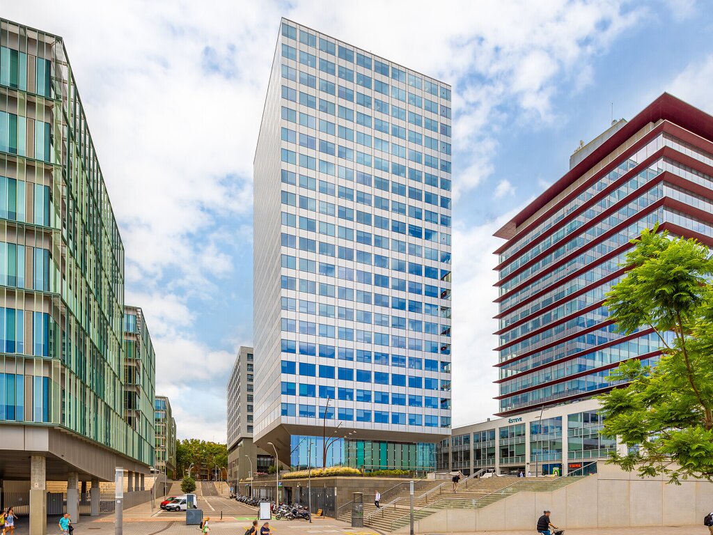 alquiler-oficinas-torre-auditori-passeig-zona-franca-111-fachada (1).jpg