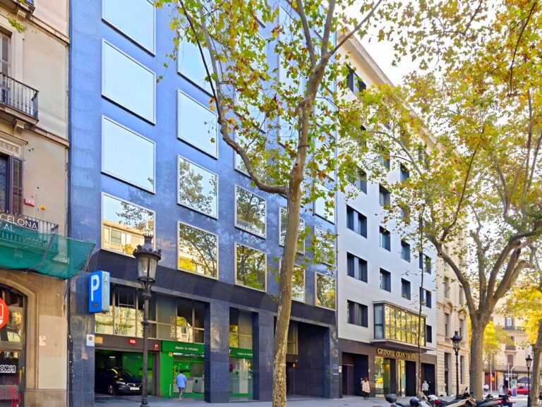 Alquiler de Oficinas en Gran Vía de les Corts Catalanes, 680 | Barcelona