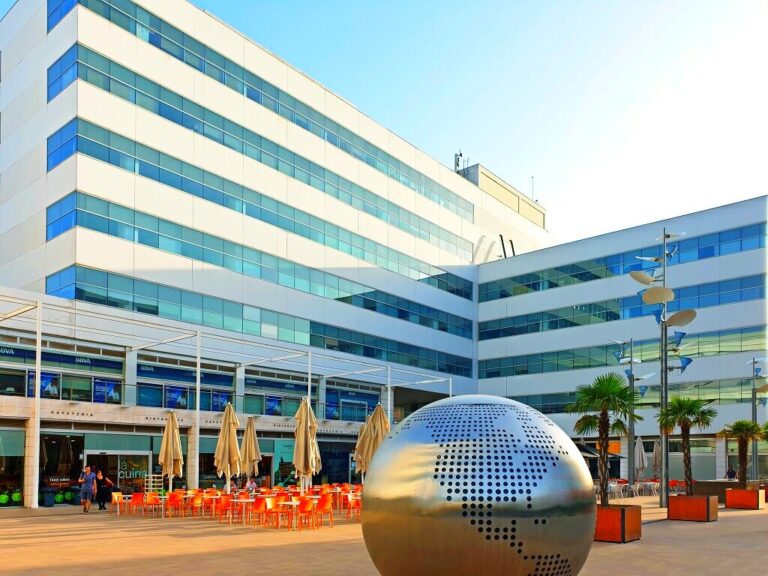 Alquiler de Oficinas en World Trade Center Almeda Park – Edificio 3 | Plaça de la Pau, 1 | Cornellà de Llobregat, Barcelona