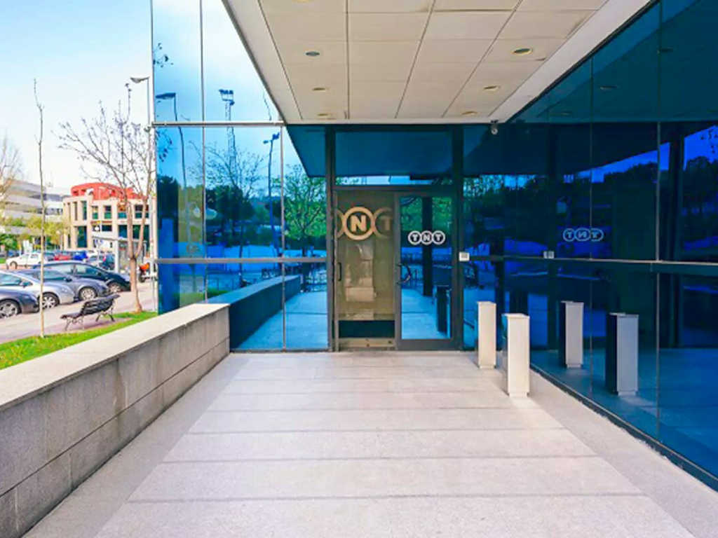 oficina-alquiler-madrid-alcobendas-edificio-altamar-bruselas-6-entrada.jpg