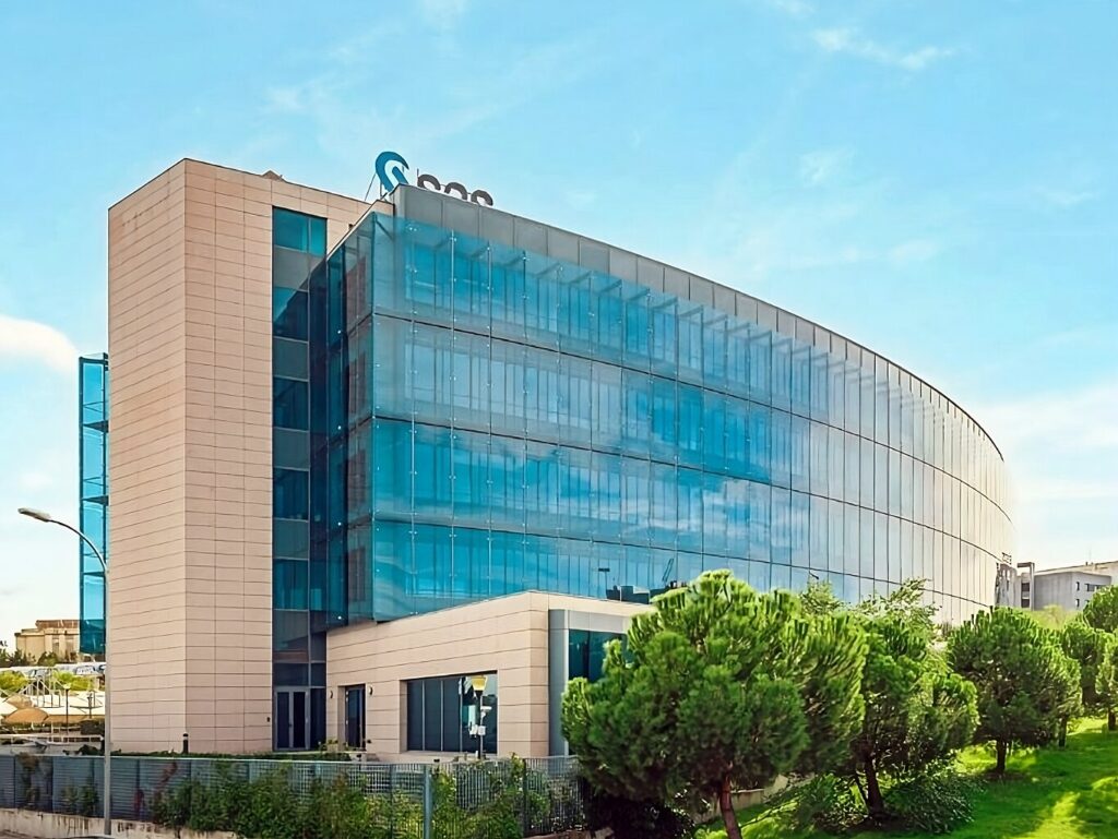 oficina-alquiler-madrid-edificio-aquamarina-arroyo-de-valdebebas-4-fachada.jpg