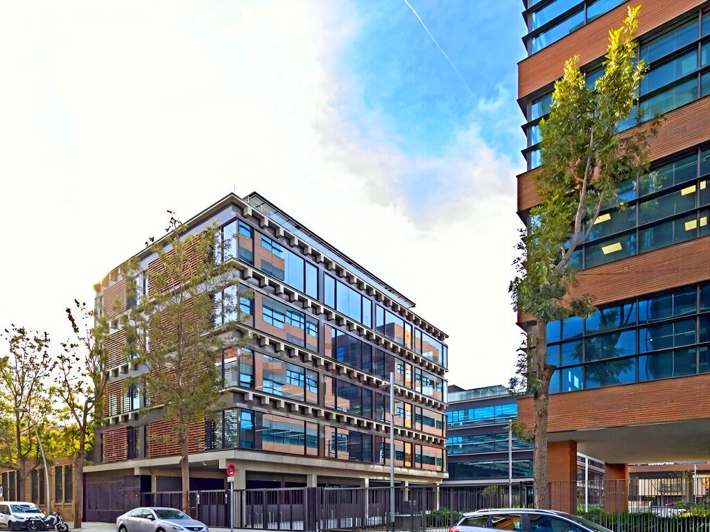 ALQUILER-OFICINAS-BADAVILA-EDIFICIO-BADAJOZ-CARRER-D-BADAJOZ-49-08005-BARCELONA-EDIFICIO.jpg