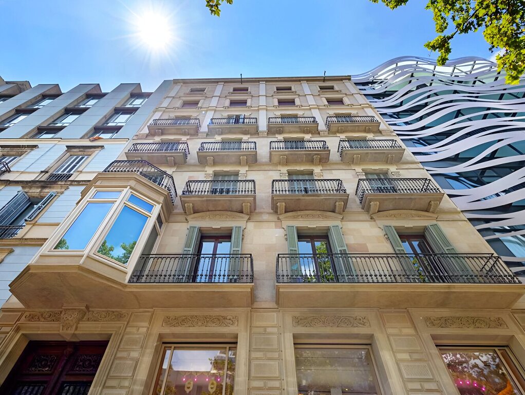 ALQUILER-OFICINAS-BARCELONA-PASSEIG-DE-GR?CIA-81-08008-BARCELONA-FACHADA-2.jpg