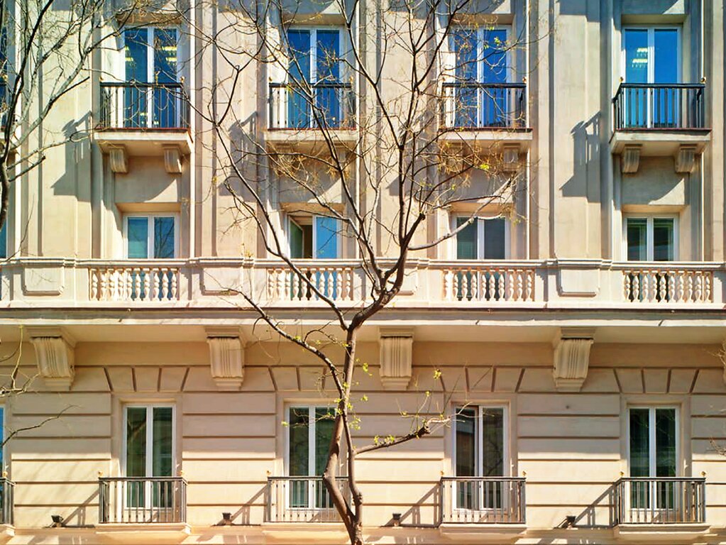 ALQUILER-OFICINAS-MADRID-CALLE-DE-HERMOSILLA-11-28001-MADRID-FACHADA.jpg
