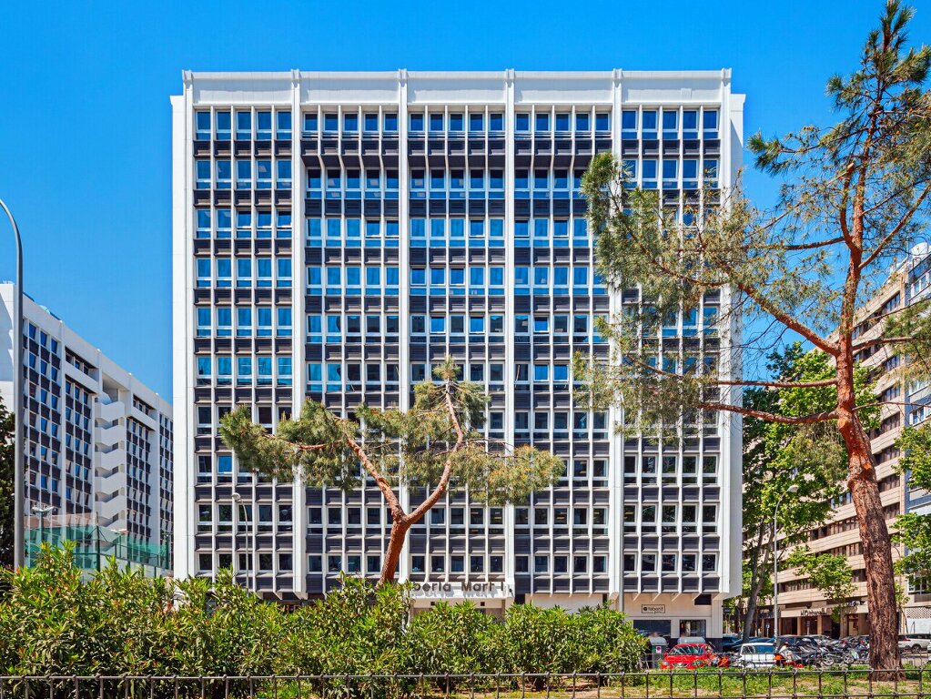 ALQUILER-OFICINAS-MADRID-CALLE-DE-ORENSE-34-28020-MADRID-EDIFICIO.jpg
