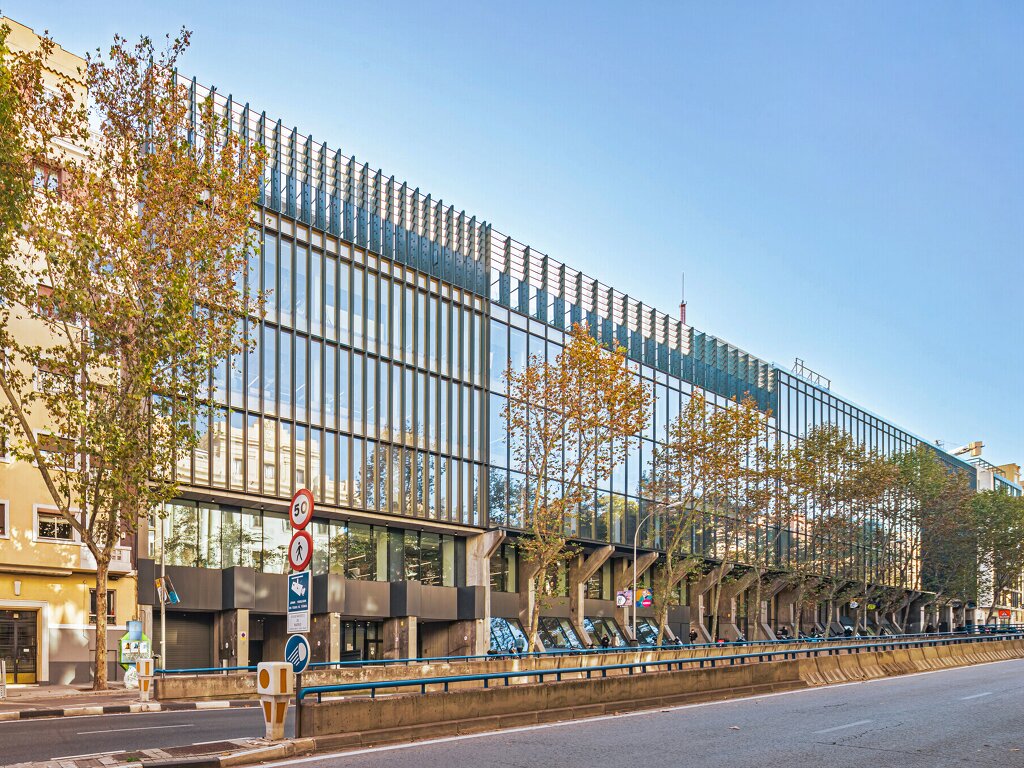 ALQUILER-OFICINAS-MADRID-CALLE-DE-R?OS-ROSAS-26-28003-MADRID-FACHADA-1.jpg