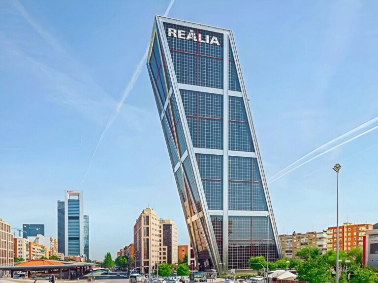 Alquiler de oficinas en Torre Realia | The Icon | Paseo de la Castellana 216 | Madrid